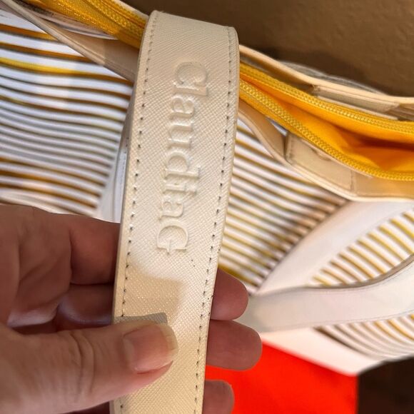 Claudia G White Travel Day Beach Tote Bag with removable - Picture 7 of 7